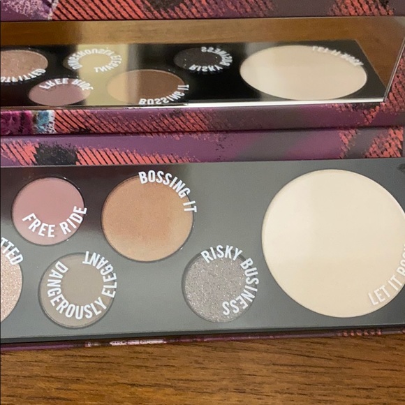 Makeup pallet - Picture 6 of 8